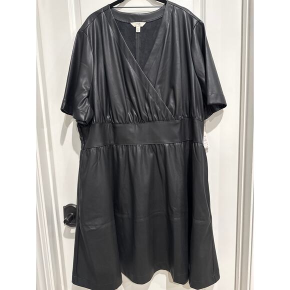 MSRP $34.99 NWT Terra Sky Faux Leather V Neck Knee Length Dress Size 2X - Picture 5 of 7